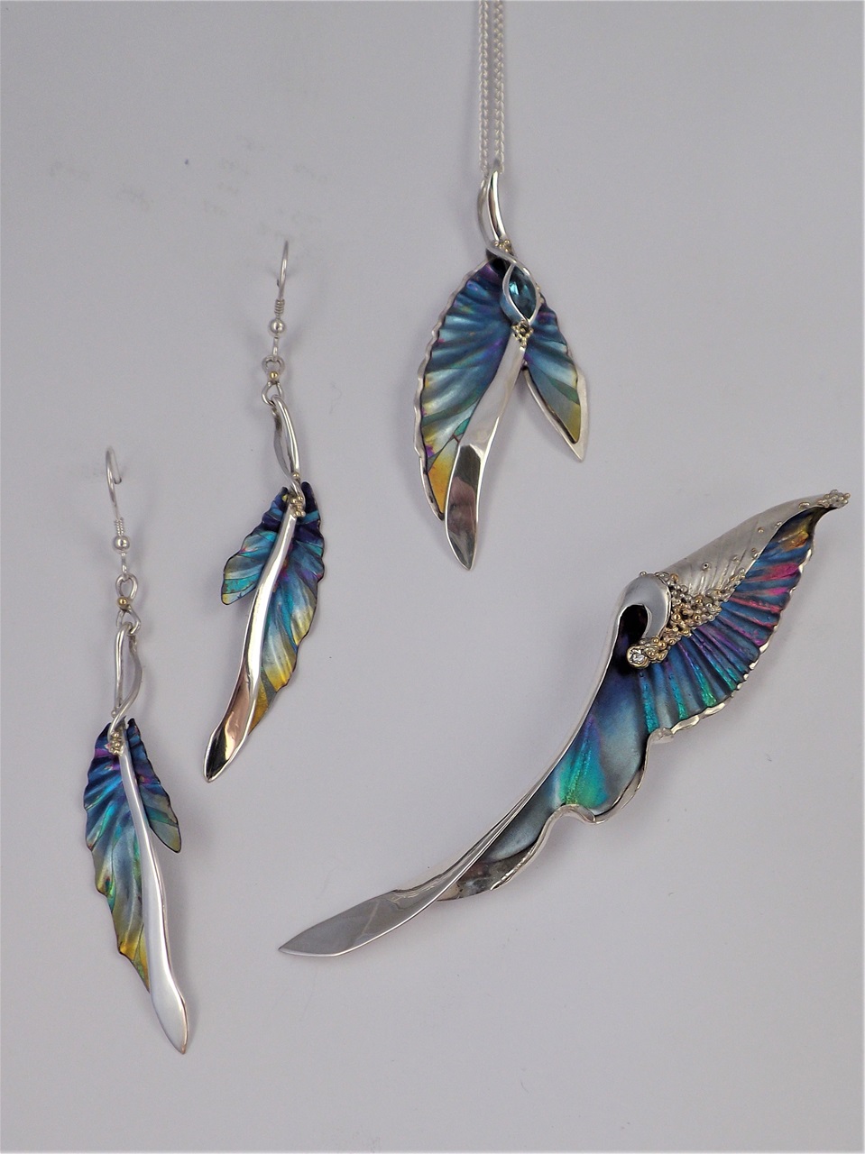 New Wave | brianeburah-niobium.com New Wave | brianeburah-niobium.com